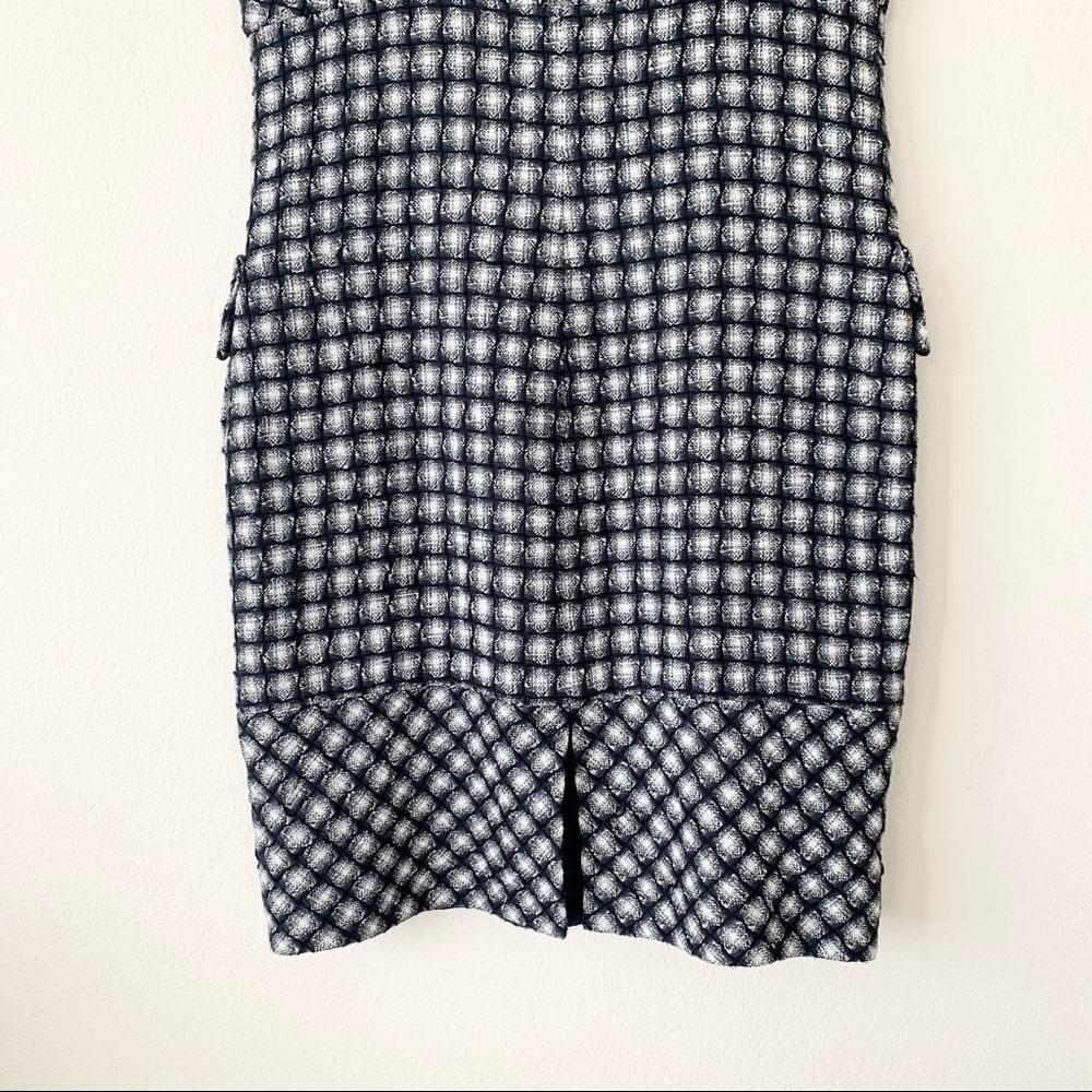 Chanel tweed CC zipper dress - Picture 12 of 16